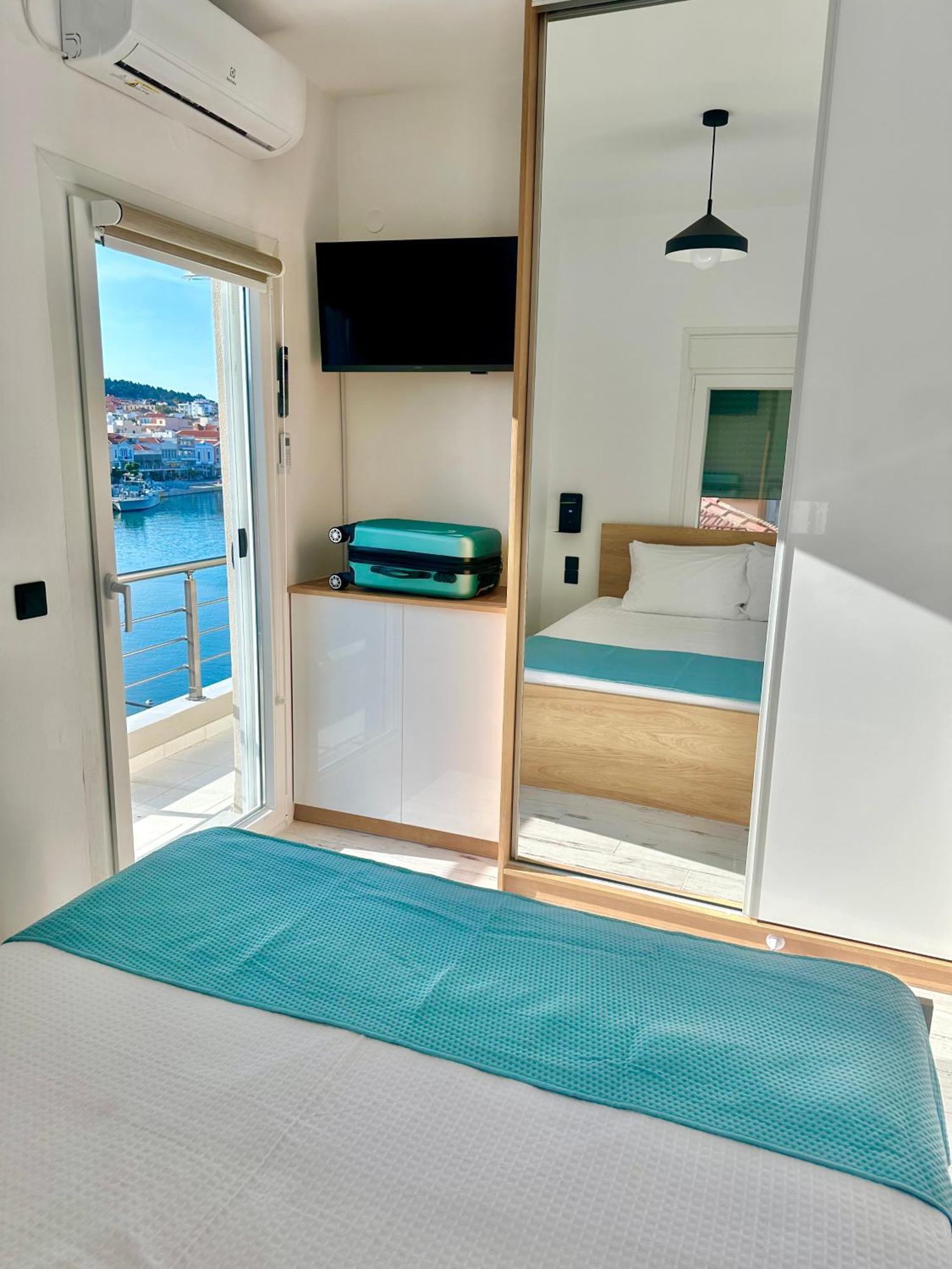 Utopia View Mytilene Ngoại thất bức ảnh